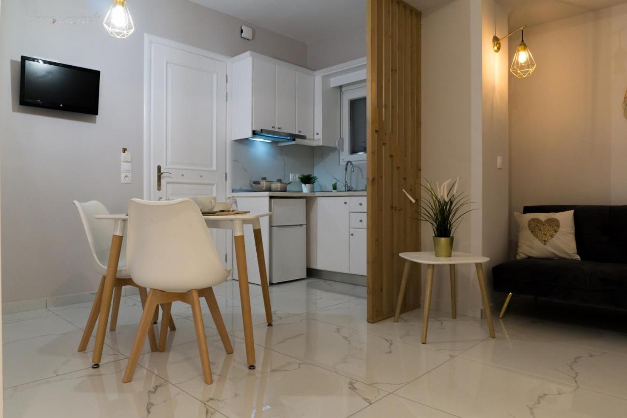 Sunset Brand New Luxury Apt With Pool & Sea View Karpathos Exteriör bild