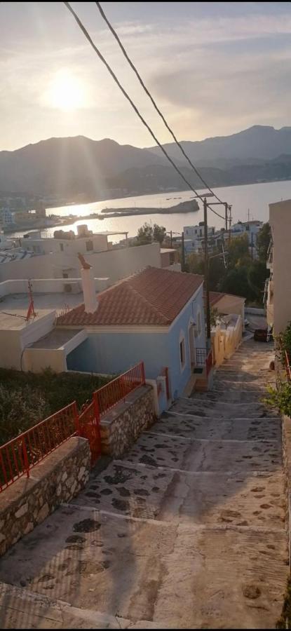 Sunset Brand New Luxury Apt With Pool & Sea View Karpathos Exteriör bild